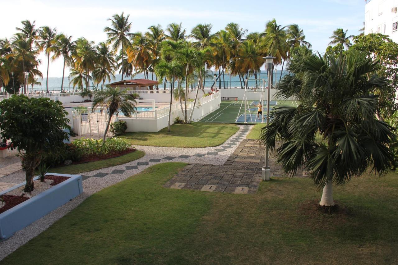 Hobie Oceanfront Apartment At Isla Verde San Juan Ngoại thất bức ảnh