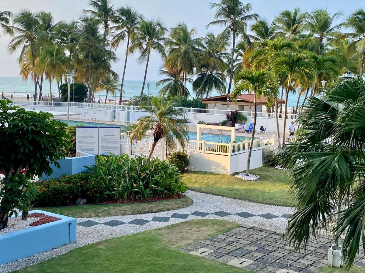 Hobie Oceanfront Apartment At Isla Verde San Juan Ngoại thất bức ảnh