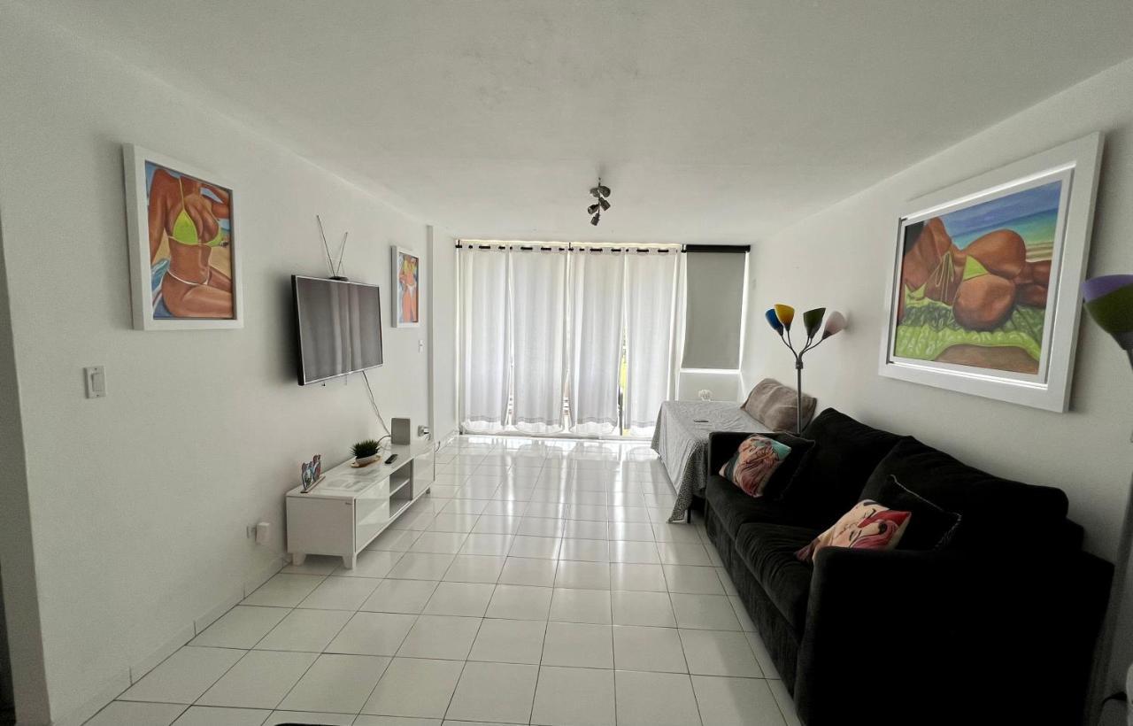 Hobie Oceanfront Apartment At Isla Verde San Juan Ngoại thất bức ảnh