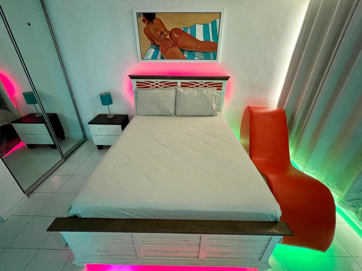 Hobie Oceanfront Apartment At Isla Verde San Juan Ngoại thất bức ảnh